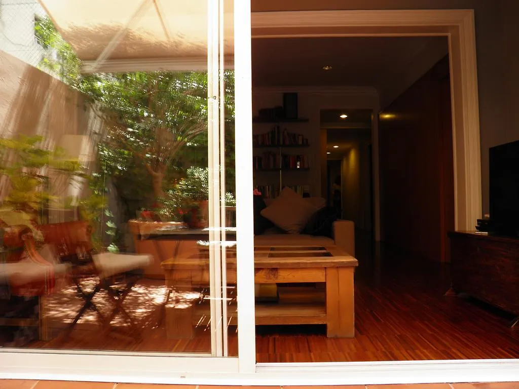 Suitur Courtyard Apartment Barcelona 0*,  España