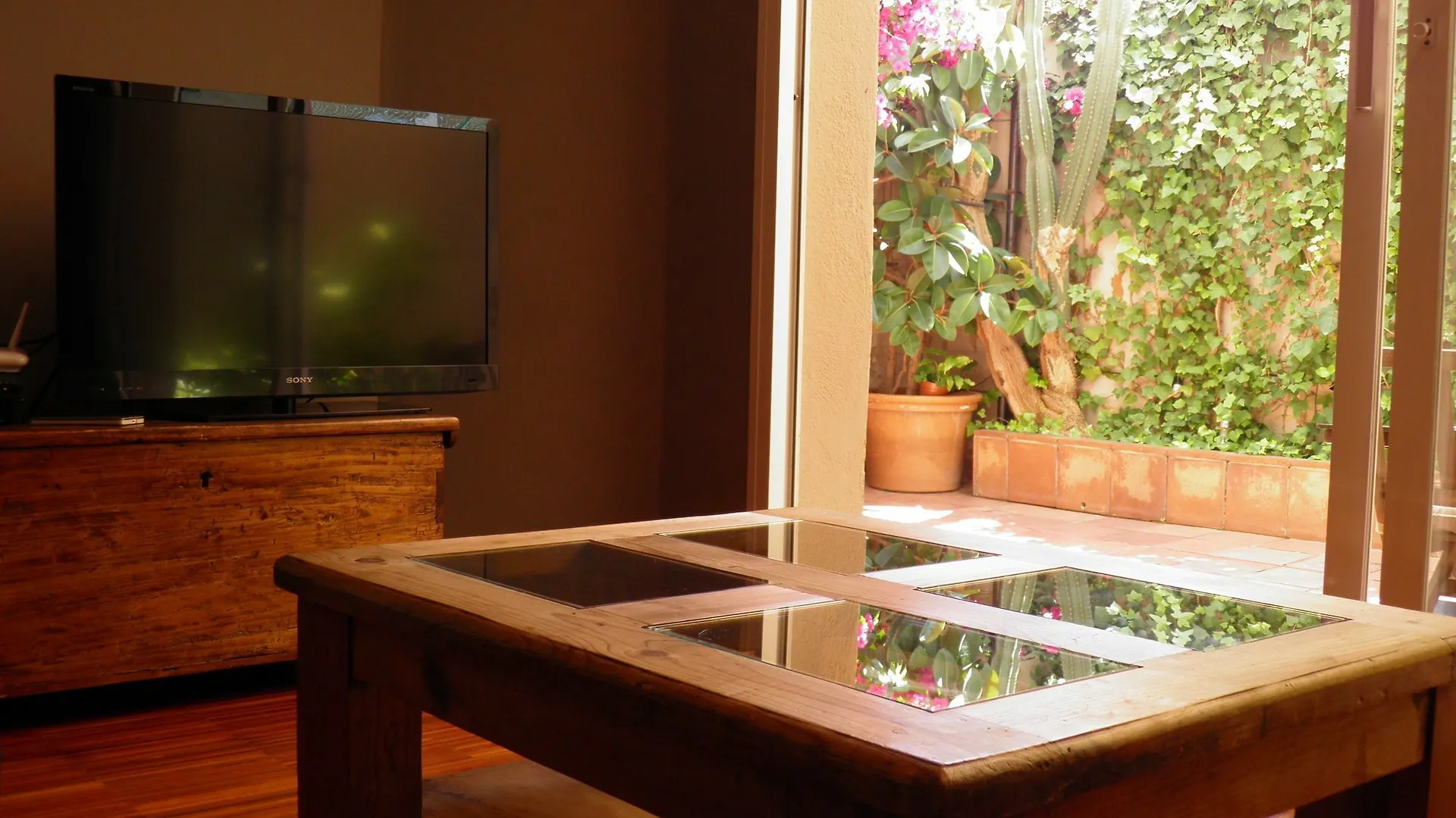 Suitur Courtyard Apartment Barcelona España