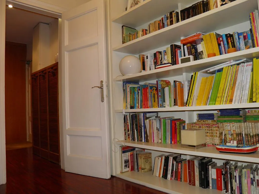 Suitur Courtyard Apartment Barcelona 0*,